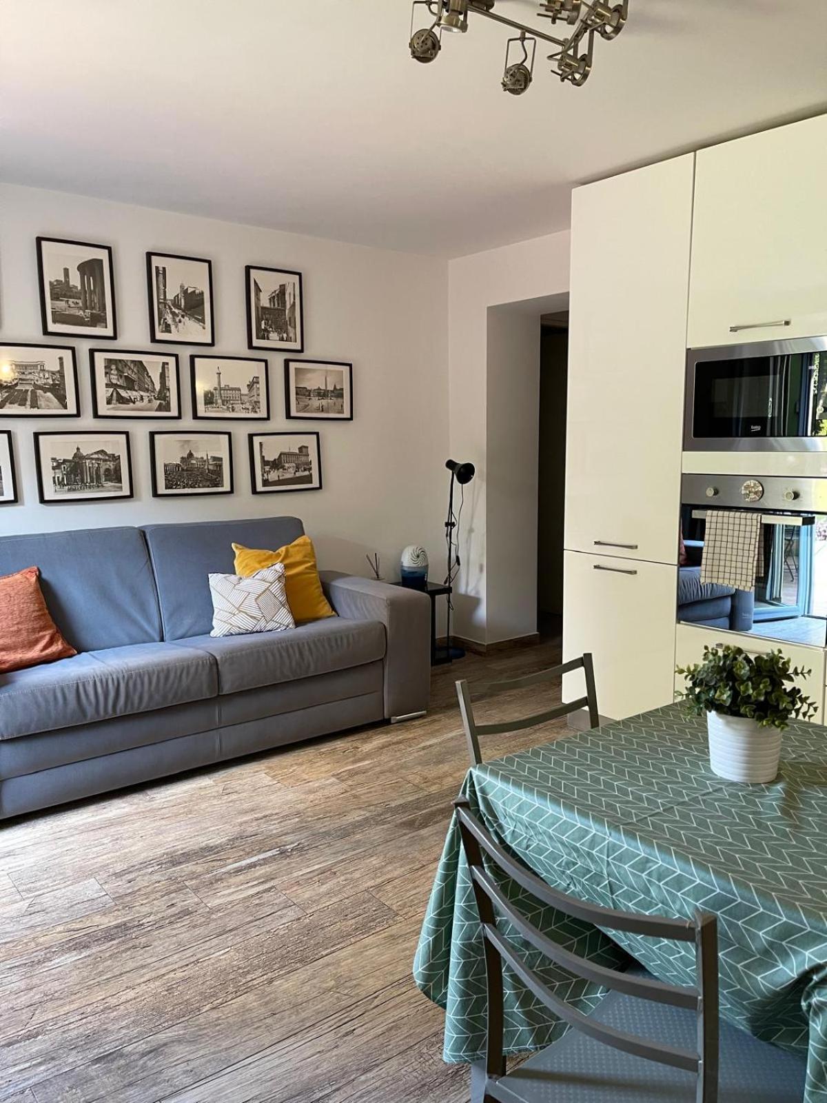 Garden House Apartment โรม ภายนอก รูปภาพ